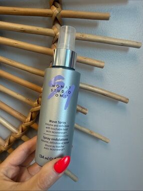 MONAT Studio One Wave Spray - Silver - Volume & Definition